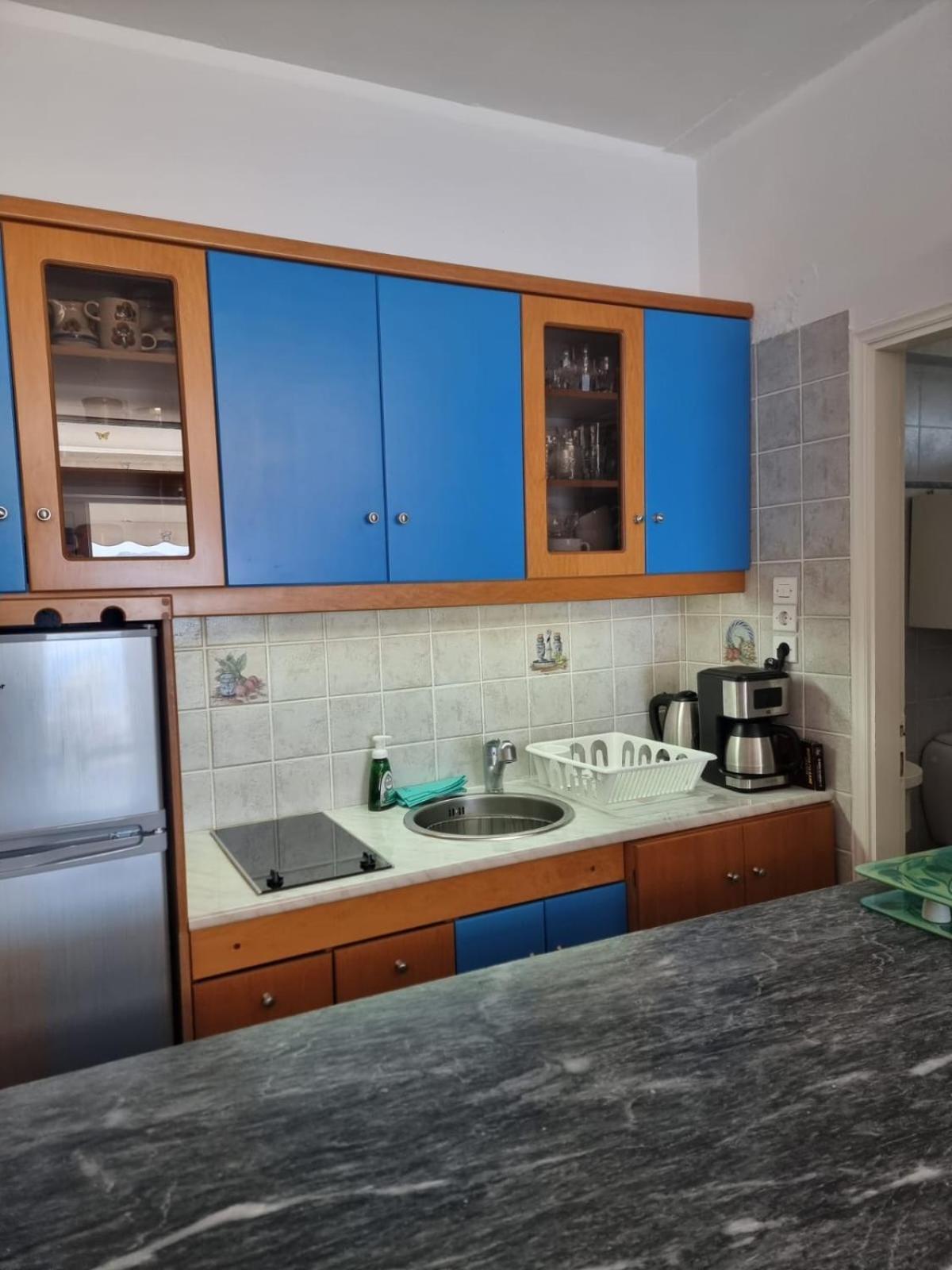 Atlas Apartment With Private Beach And Seaview Blue Loutráki Eksteriør billede